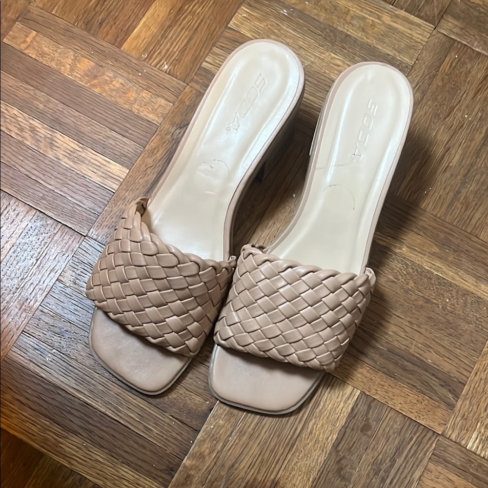 Tan woven heels